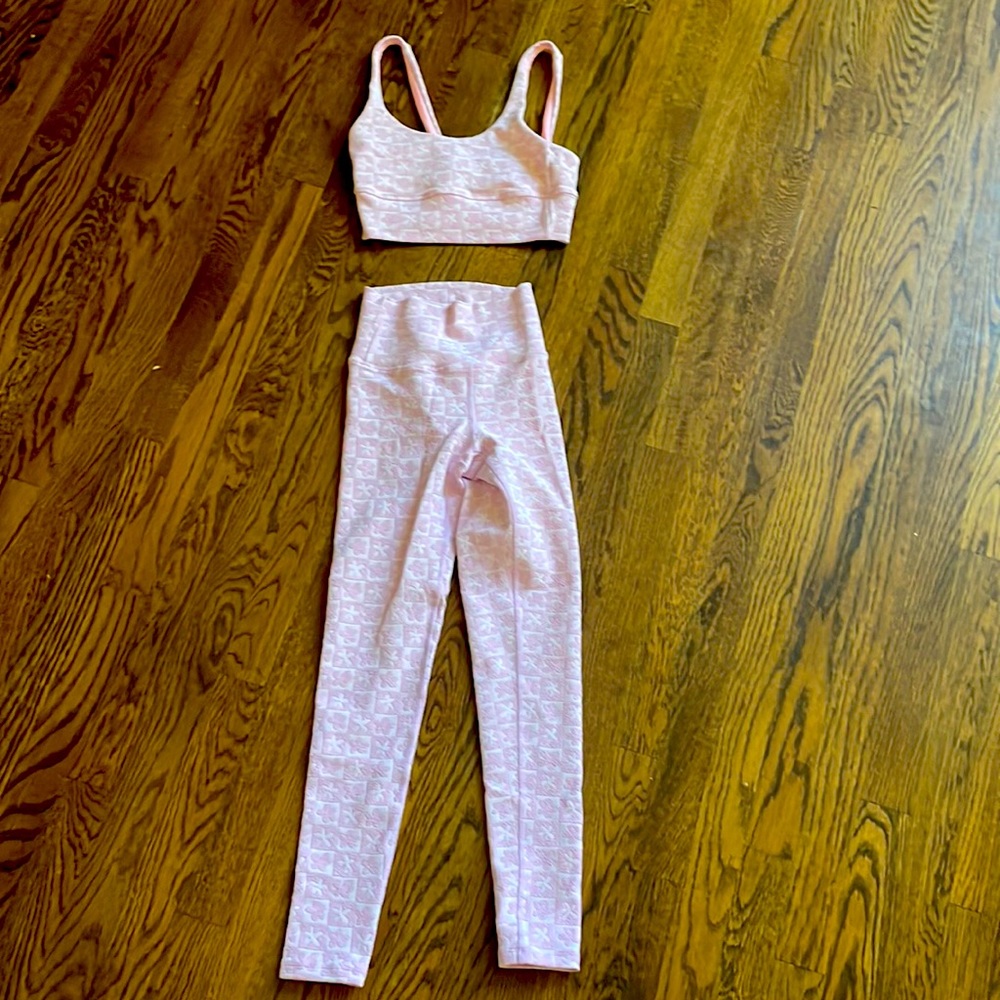 BEACH RIOT SPORT light pink set